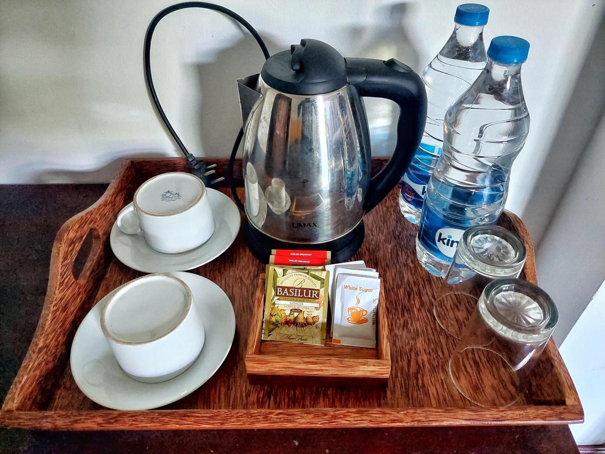 Sweden Inn Guesthouse Hikkaduwa Dış mekan fotoğraf